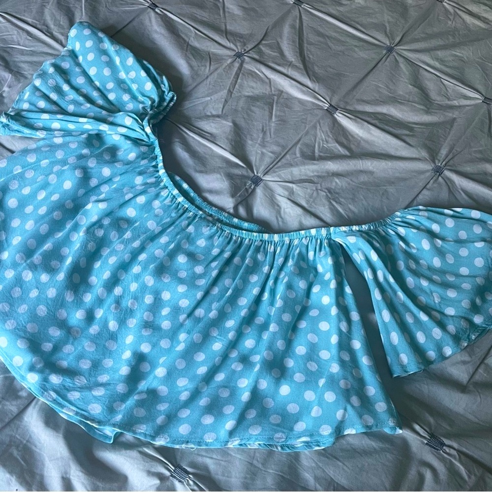 Of the shoulders Polka Dot Top
